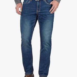 IZOD Men’s Straight Fit‎ Comfort Stretch Jean